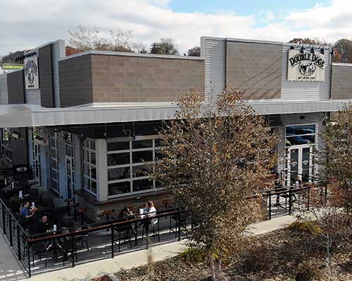 Double Dogs Kingston Pike Outdoor Seating